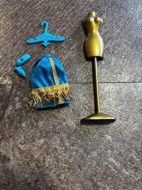 Topper Dawn doll clothes Flirty Flounce 814